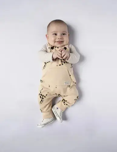 CONJ. BODY SUEDINE E JARDINEIRA MOLETOM